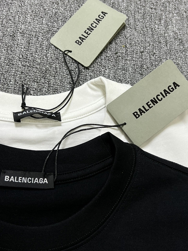 ブランドTシャツ細部ディテール